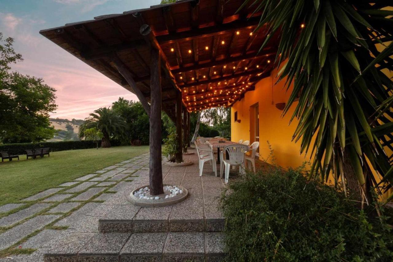 La Meriggia Agriturismo- Ampio Appartamento Con Terrazza Esclusiva Ancona Exteriör bild